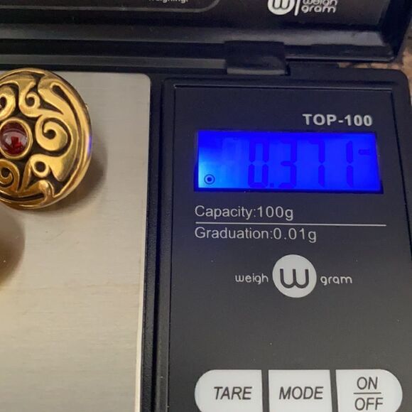 14k  gold & garnet earrings - Picture 7 of 7